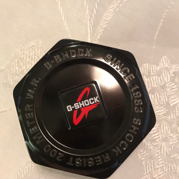 Watch - Picture 2 of 5